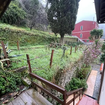 • Stazione 5 Terre * Vernazza